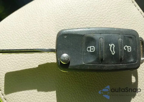 2015 Volkswagen Jetta 1.8T Se из США, поврежденный, VIN 3VWD07AJ7FM403719